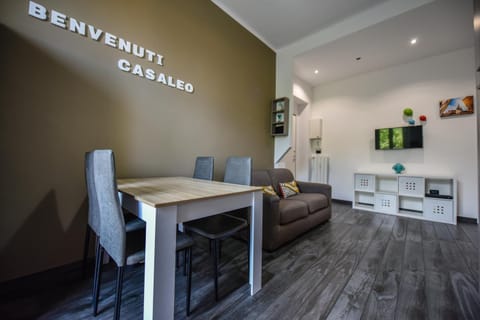 Benvenuti Casa Leo - Elegante Appartamento Apartment in Turin