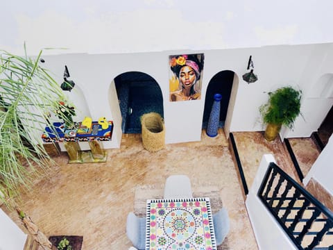 Patio, Living room