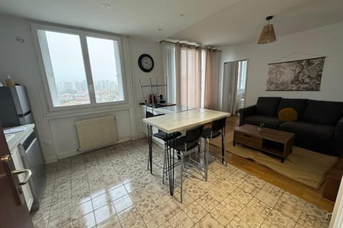 Le Refuge de la Bascule - Charmant appartement Caluire et cuire Apartment in Caluire-et-Cuire