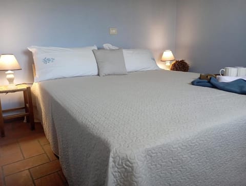 Casa spaziosa in caratteristico paesino di alta collina House in Lucca