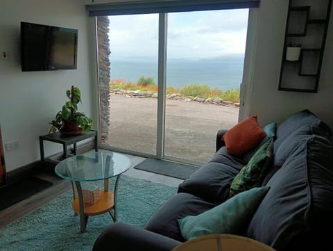 Teach Beag, Gortaforia, Kells, V23 N978 Apartment in County Kerry
