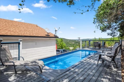 The Heritage Hideaway Sweeping Views Games & More House in Jonestown