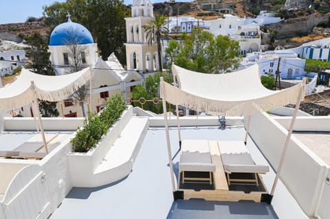 Naos Suites Apartment in Mesaria