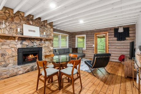 Bald Eagle House in Tennessee