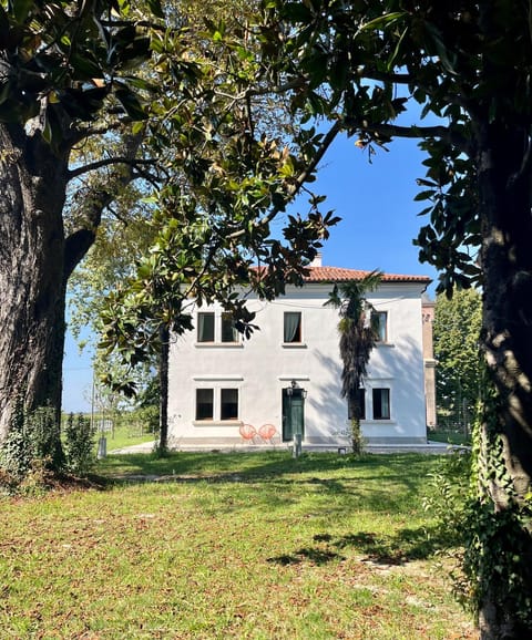 Property building, Inner courtyard view