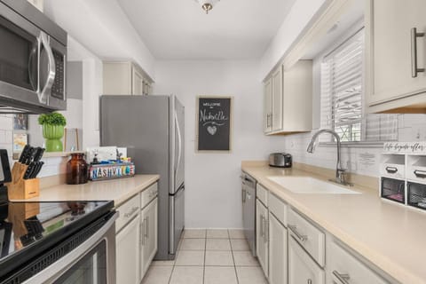 Riverfront 786 House in East Nashville