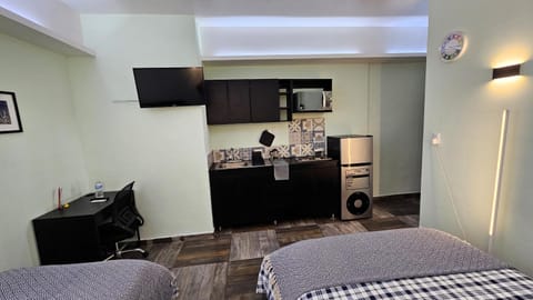 Bed, Kitchen or kitchenette, Photo of the whole room, Bedroom