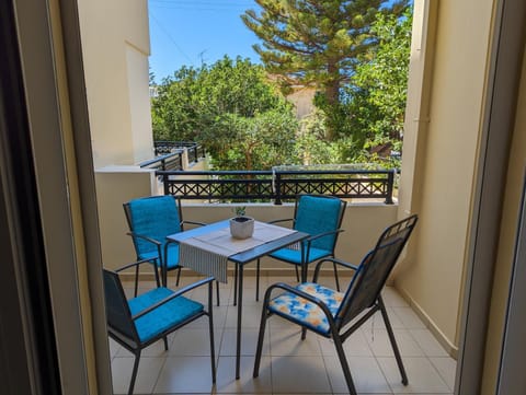 View (from property/room), Balcony/Terrace