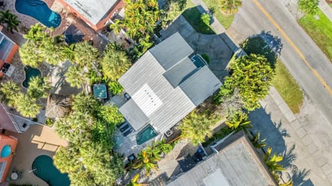 Casa De Siesta House in Siesta Beach