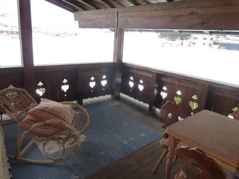 Balcony/Terrace, Garden view, Mountain view