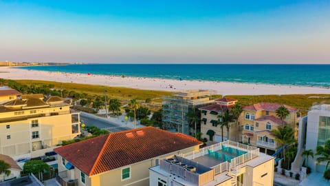 Beach Dream House in Siesta Beach