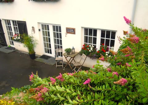 La Cachette du Menuisier Bed and Breakfast in Wallonia, Belgium