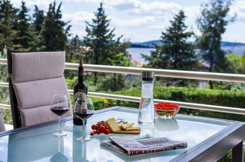 Natural landscape, View (from property/room), Balcony/Terrace