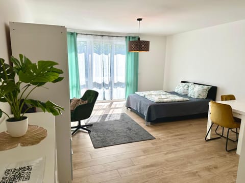Bed, Photo of the whole room, Bedroom, hair dresser