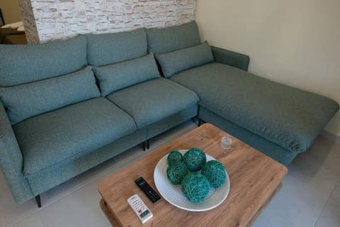 Perion stone apartment sea front Apartment in Crete