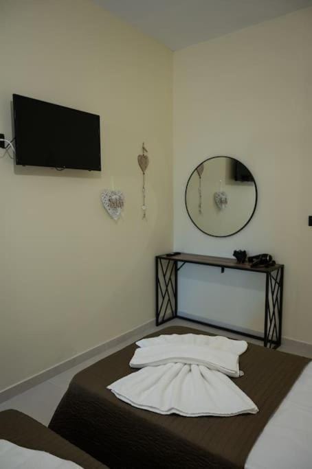 Perion stone apartment sea front Apartment in Crete