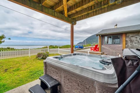 Sea La Vie MCA#1020 House in Manzanita