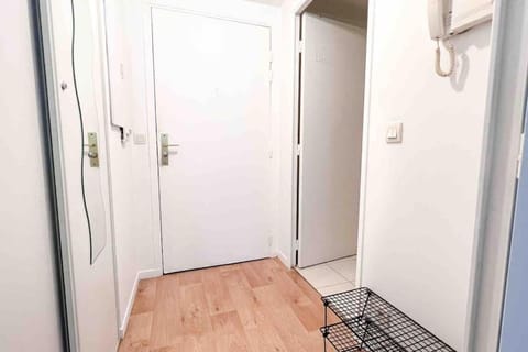 Appart Pleyel familiale, St Denis, Paris, CGD Apartment in Saint-Denis, France