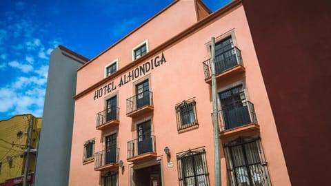 Property building, Facade/entrance