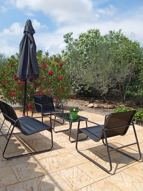 Spring, Day, Garden, View (from property/room), View (from property/room), Balcony/Terrace, Cycling, Pets, Pets, Garden view, Garden view, pet friendly, sunbed