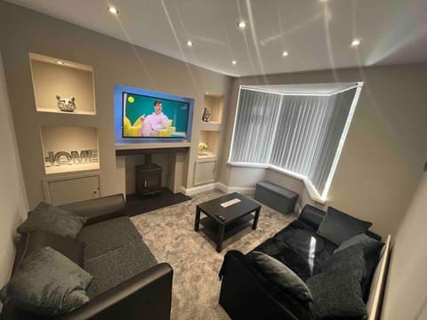 Modern Family home large garden free parking Villa in Newcastle upon Tyne