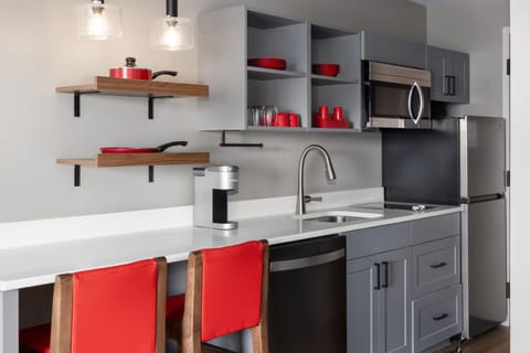 Hawthorn Extended Stay by Wyndham Williston Burlington Hotel in Williston