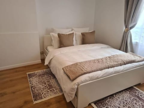 Très beau studio au pied du métro Apartment in Vincennes