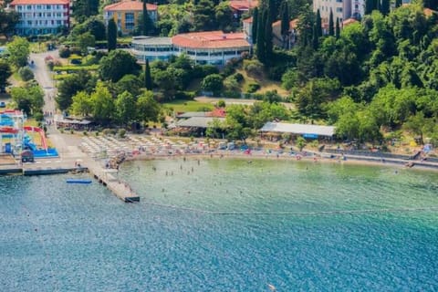 Nearby landmark, Day, Neighbourhood, Beach, Sea view