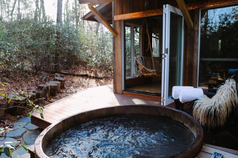 Natural landscape, Hot Tub, Spa and wellness centre/facilities