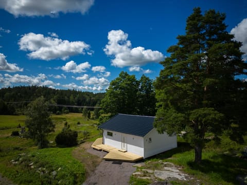 Property building, Day, Natural landscape