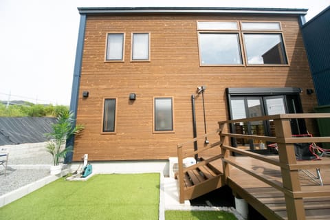 Property building, Garden