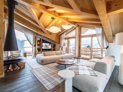 Chalet luxueux Courchevel 1300, 12 pers, jacuzzi, animaux admis, parking - FR-1-568-43 Chalet in Saint-Bon-Tarentaise