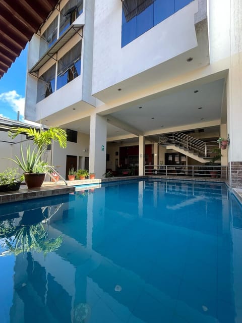 Property building, Swimming pool