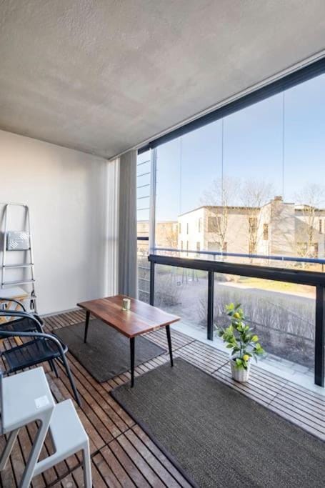 Relaxing apartment by sea + Sauna + free Parking Apartment in Helsinki