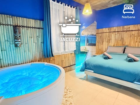 Bed, Hot Tub, Photo of the whole room