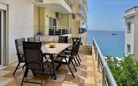 Patio, Day, View (from property/room), Balcony/Terrace, Seating area, Dining area, Sea view
