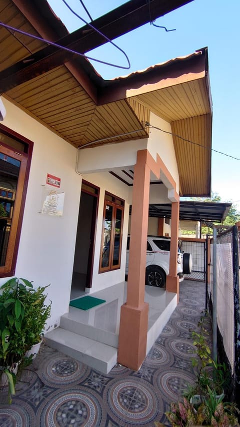 Property building, Neighbourhood