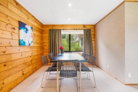 Enjoyable Cozy Life Style Villa Villa in Auckland Region