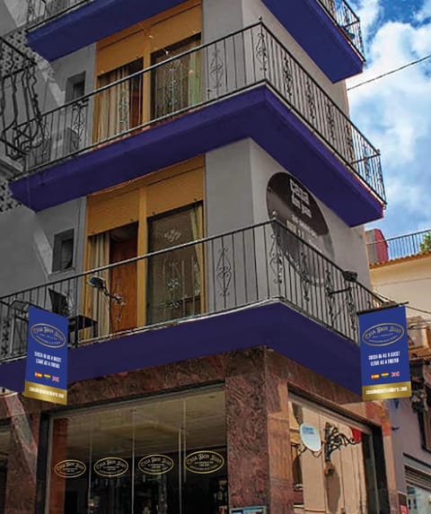 Property building, View (from property/room), Balcony/Terrace