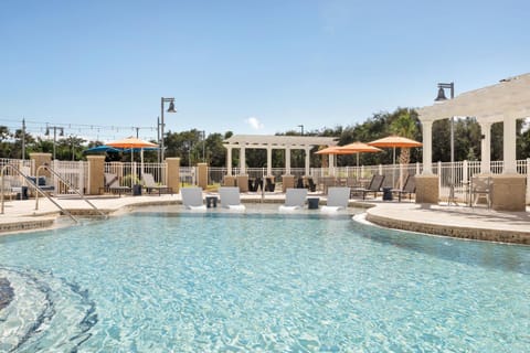 Swimming pool, Swimming pool