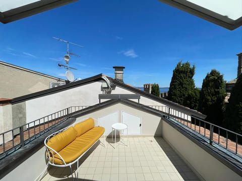 Prestige Sirmione Via Antiche Mura Bed and Breakfast in Sirmione