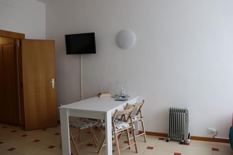 Monika Holiday 315 Magic Lake Apartment in Garda