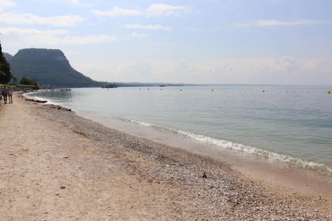 Monika Holiday 315 Magic Lake Apartment in Garda