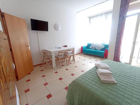 Monika Holiday 315 Magic Lake Apartment in Garda