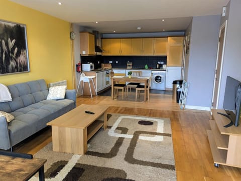 Communal lounge/ TV room, Living room