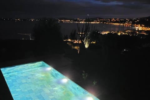 Magnificent panoramic sea view! Villa in Roquebrune-sur-Argens