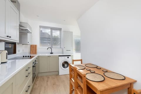 Charming Gateshead Retreat - Close to Newcastle - Angel of the North House in Gateshead