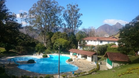 Natural landscape, Garden, Mountain view, Swimming pool, Swimming pool, sunbed