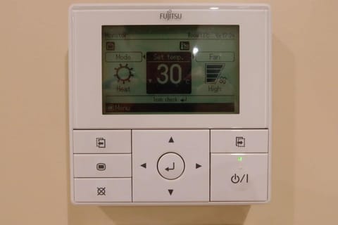 City Retreat for 8 with Spacious Rooms House in Hobart