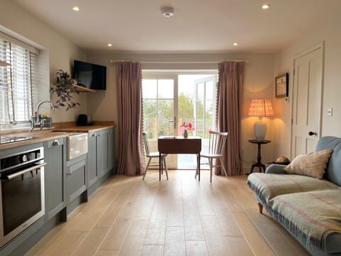 Cobblers Lodge Apartment in Lyme Regis